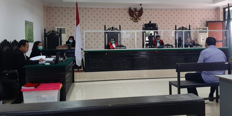 Dituntut 12 Tahun Penjara, Jonas Salean Mengaku Tetap Menghormati Tuntutan JPU