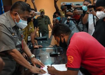 DPA-SKPD Kota Kupang 2021 Diserahkan Secara Simbolis