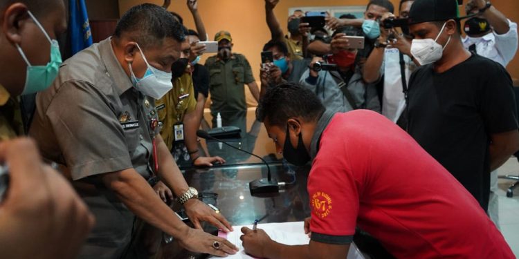 DPA-SKPD Kota Kupang 2021 Diserahkan Secara Simbolis