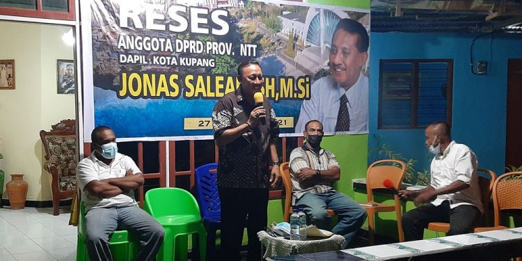 Jonas Salean Menyayangkan Akun Palsu Yang Gemar Tebar Fitnah Di Medsos