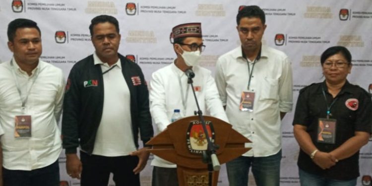 65 Orang Bacaleg PKN Resmi Didaftarkan ke KPU NTT