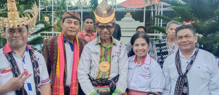 Ketua DPW Perindo NTT Jonathan Nubatonis