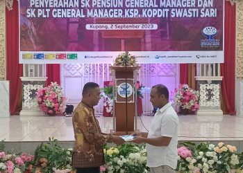 Sason Helan Pensiun, Hendra Siki Resmi Menjabat Plt GM Kopdit Swasti Sari