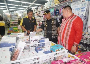 Pantau Pembayaran THR, PJ Walikota Kupang : THR Merupakan Hak Karyawan