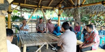 Bacalon Gubernur NTT, Sebastian Salang Kunjungi Warga Bolowolon, Desa Kangae