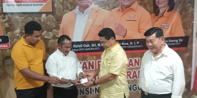 Manafe – Akulas Resmi Mendaftar Di Partai Hanura