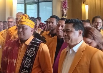 “Gadis Cantik” Itu Diberi Waktu Untuk Tentukan Sikap Politik