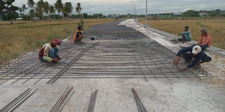 Pekerjaan Ruas Jalan Anggrek Memasuki Tahap Pengecoran