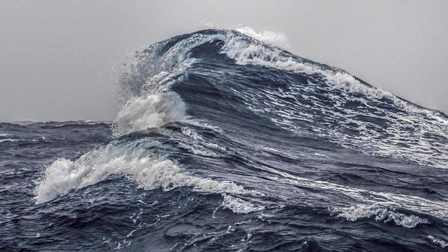 Tsunami Mulai Mencapai 3 Provinsi Di Jepang usai Gempa M 7,1
