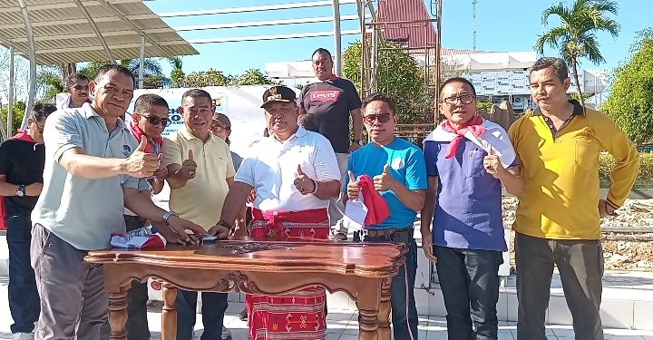 Penjabat Walikota Kupang, Fahren Funay Launching Tiga Aplikasi Web Dinas PUPR