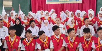 Ketua PMI Kota Kupang, Erwin Gah Lantik Pengurus PMR MAN Kupang
