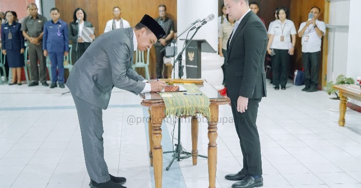 Wali Kota Kupang Minta Pejabat Sekda Kerahkan Tenaga Dalam Upaya Penanganan Sampah