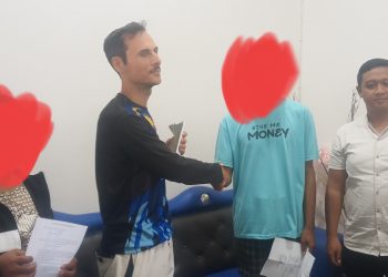 WNA  Spanyol Jadi Korban Penipuan Di Kabupaten Sabu Raijua, Berakhir dengan Perdamaian