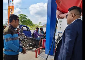 DPRD Kabupaten Sabu Raijua Soroti Antrian Panjang Di SPBU, Diduga  Ada Praktik Penimbunan BBM