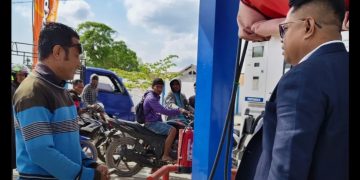 DPRD Kabupaten Sabu Raijua Soroti Antrian Panjang Di SPBU, Diduga  Ada Praktik Penimbunan BBM