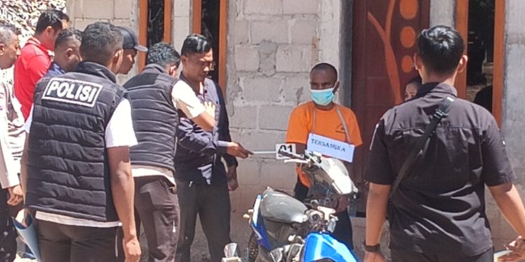 Polres Sabu Raijua Gelar Rekonstruksi Kasus Pembunuhan di Desa Waduwalla