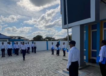 Pegawai Kantor UPP kelas lll Seba ,gelar upacara memperingati hari Harhubnas