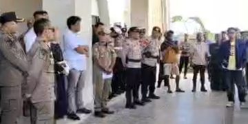 Tokoh Masyarakat Apresiasi Polri dalam Penertiban Miras Humanis di Sabu Raijua