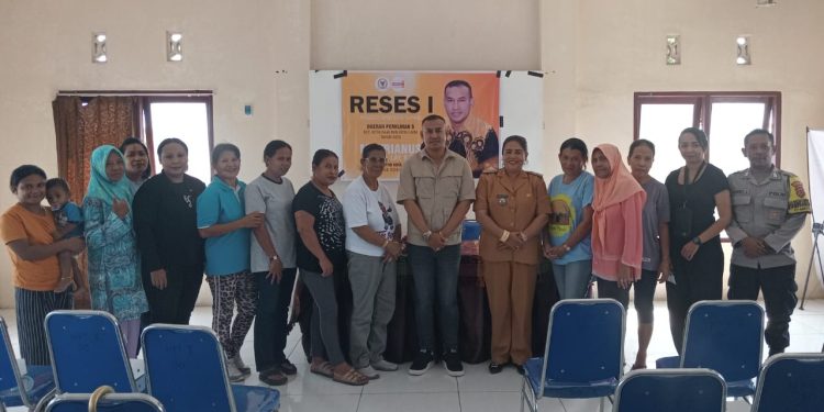 Reses di Naikoten Dua, Mokrianus Lay Akan Perjuangkan Keluhan Warga Ke Sidang Dewan
