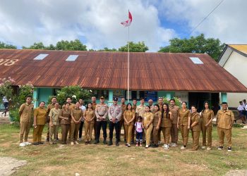 Kapolsek Sabu Timur Jadi Irup, Bangun Karakter Siswa Kujiratu