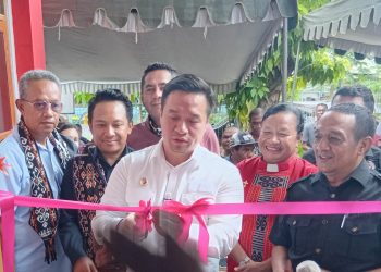 Resmikan Kantor Lurah Airnona, Wali Kota Minta Semua Elemen Masyarakat Dukung Program Pemerintah