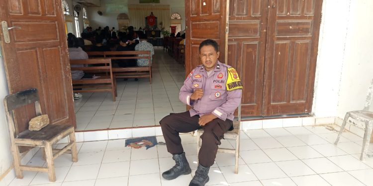 Keamanan Terjaga, Kedamaian Tercipta Berkat Kehadiran Bhabinkamtibmas Polsek Sabu Timur