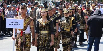 Gubernur NTT Sebut Pawai Pembangunan Dan Karnaval Budaya Cermin Persatuan Dalam Keberagaman Budaya