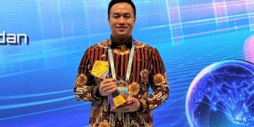 Lagi, Wali Kota Kupang Kembali Terima Penghargaan Nasional Terbaik I TP2DD