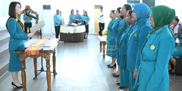 Ketua TP PKK Kota Kupang Lantik Penggerak Kecamatan Dan Kelurahan